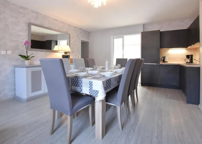 펜션 Maison Cosy Proche Créances