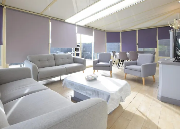 Maison Cosy Proche 펜션 *